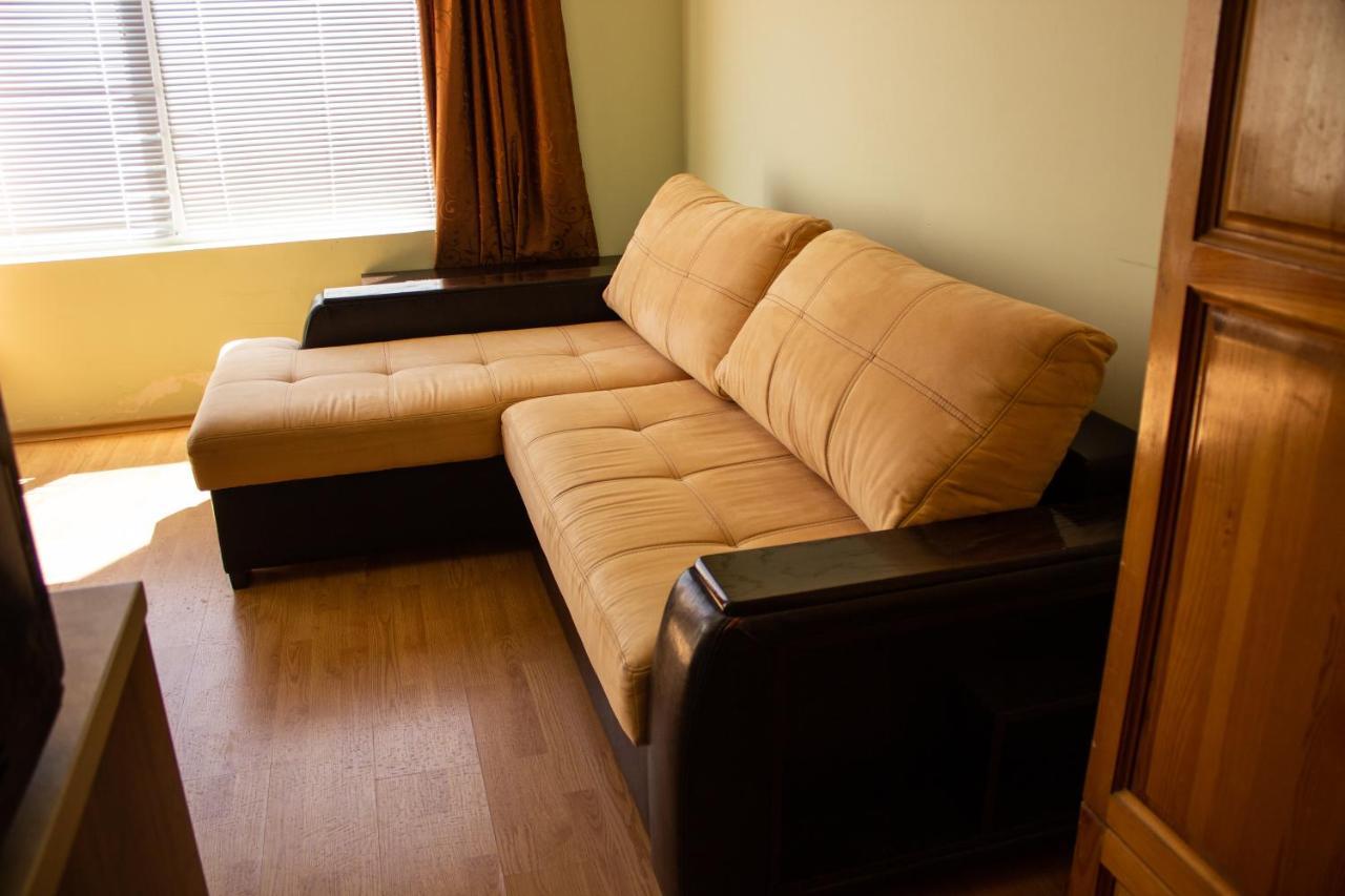 Central Couch Studio Pomorie Eksteriør billede